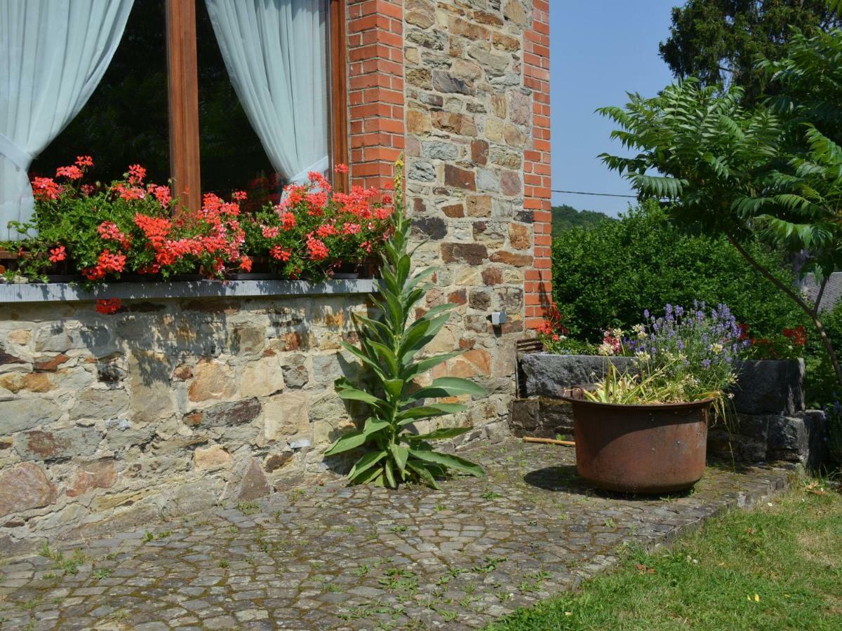 Lovely Holiday Home In Daverdisse With Terrace エクステリア 写真